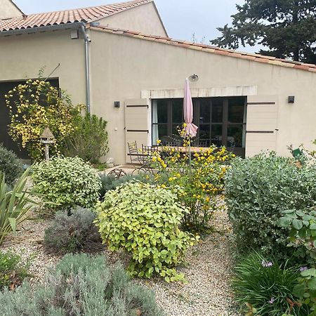 Gite Du Mas De La Finiere ,Avec Spa Interieur Châteaurenard Exterior foto