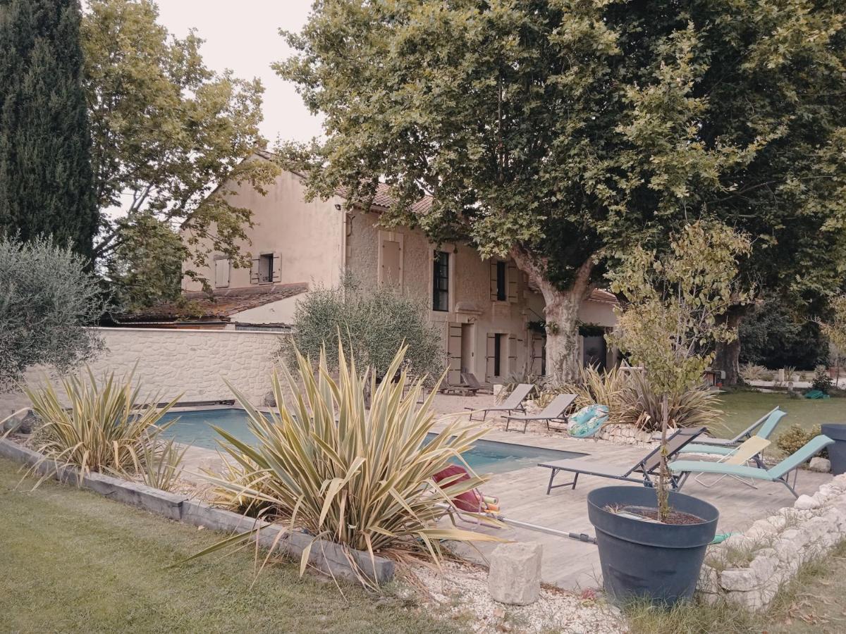 Gite Du Mas De La Finiere ,Avec Spa Interieur Châteaurenard Exterior foto