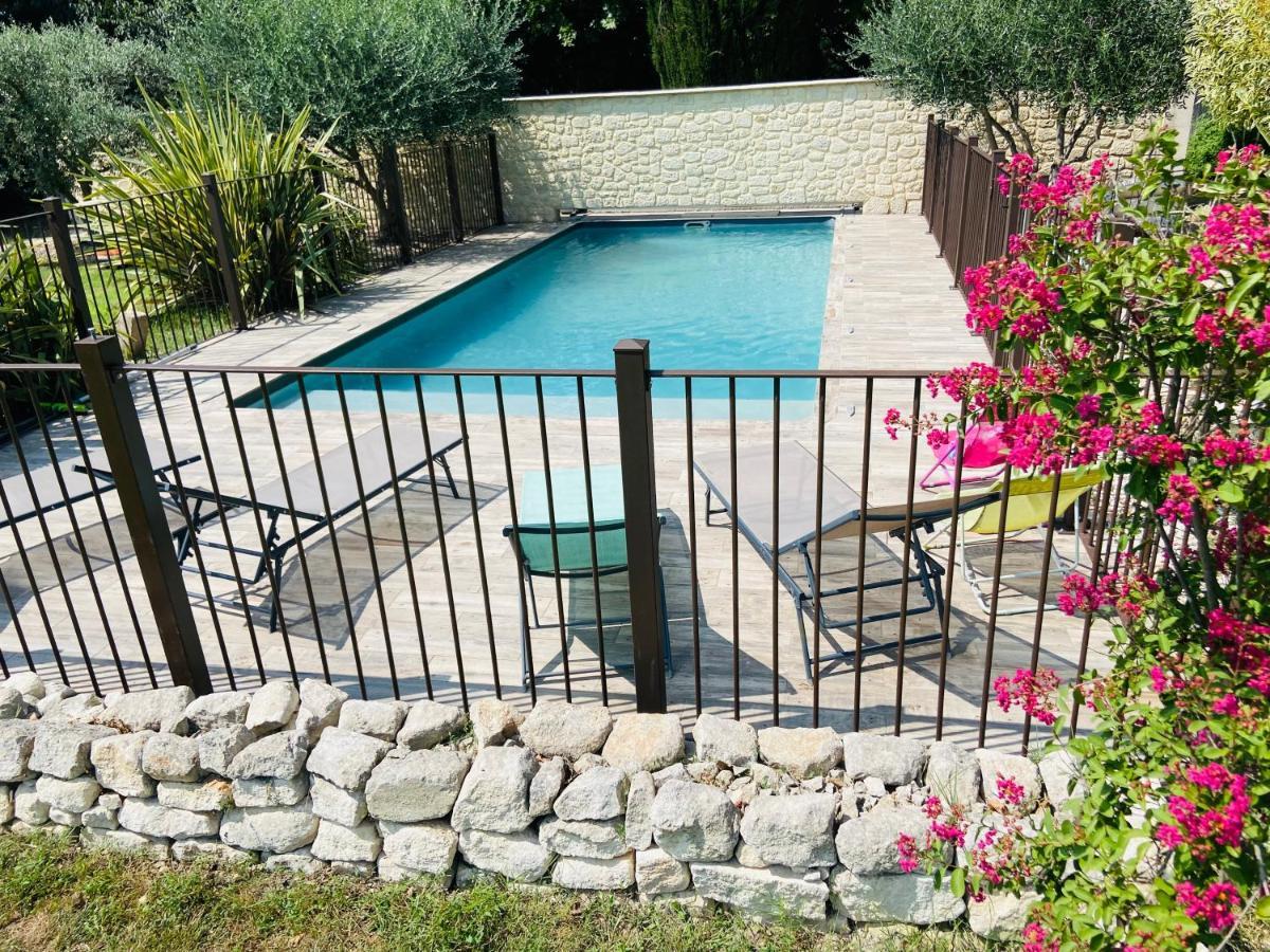 Gite Du Mas De La Finiere ,Avec Spa Interieur Châteaurenard Exterior foto