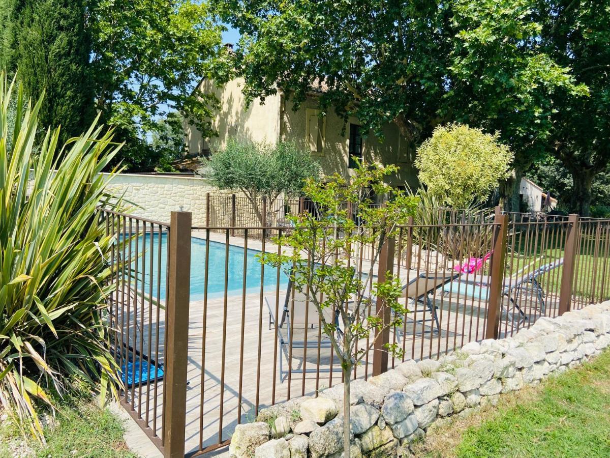 Gite Du Mas De La Finiere ,Avec Spa Interieur Châteaurenard Exterior foto